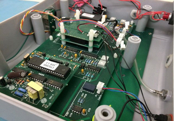 bisnis perakitan kotak pcb EU Plug enclosure 50-60HZ 230V 430V AC CE ROHS