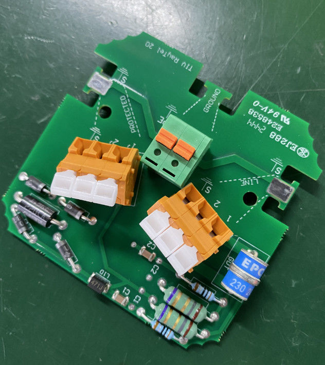PCB Tembaga Peralatan Telekomunikasi dengan LW/LS Min. 0,05mm dan Warna Silkscreen Hitam