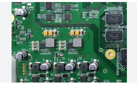 Produsen perakitan PCB mobil energi baru di Cina dan Kamboja 0.5-6oz Tembaga emas permukaan selesai 4mil