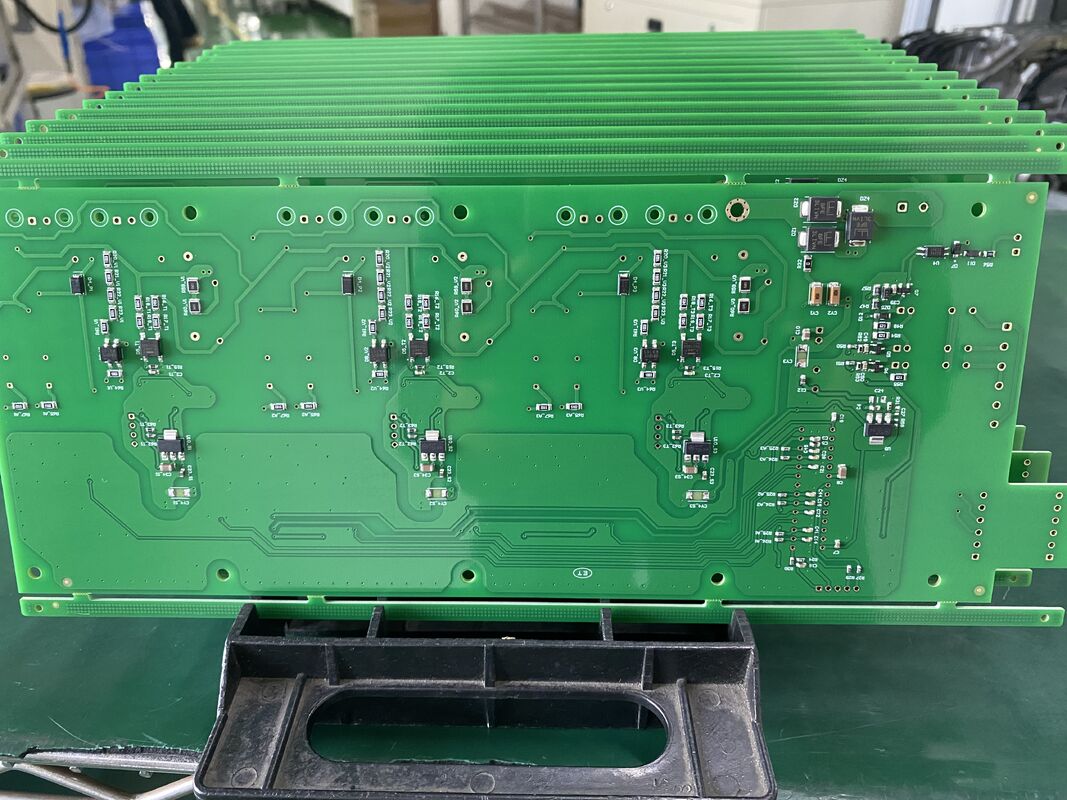 HASL Lead Free Surface Finishing Perlengkapan Perlindungan Lonjakan dengan Pengendalian Impedansi Memastikan Manajemen Lonjakan Listrik yang Bertahan