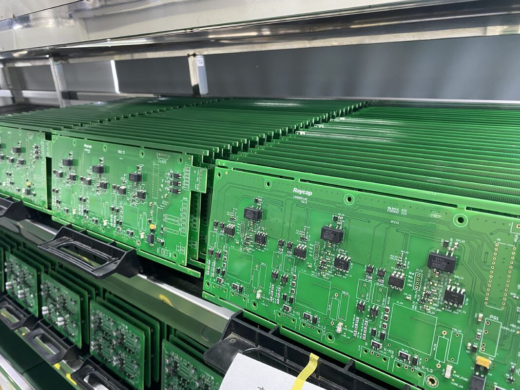 Diameter Lubang Minimum 01mm Perakitan PCB Komunikasi 6 Lapis High Tg170 dan High Tg180 Dioptimalkan untuk Perangkat Komunikasi