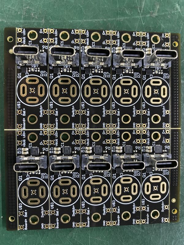 Blue Solder Mask Modul Infrastruktur Komunikasi Warna dengan Kotak Kemasan Luar yang Memastikan Transportasi dan Aliran Data yang Aman