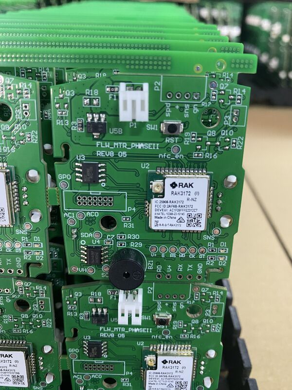 Ukuran PCB Maksimal 600x1200mm Perakitan Sirkuit Cetak Industri Solusi Khusus untuk Aplikasi Elektronik Kompleks dan Kinerja