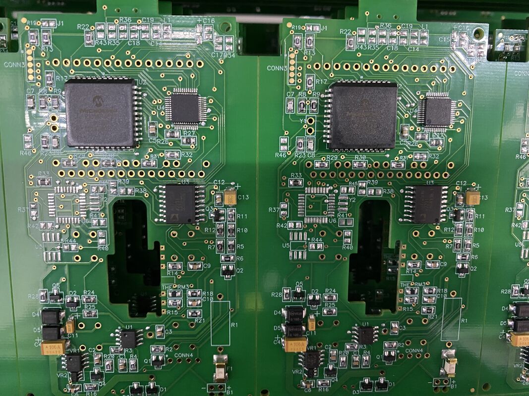 Ketebalan maksimum T lebih besar dari 4,5 mm Perhimpunan PCB Industri Menawarkan Kemampuan perakitan untuk papan sirkuit cetak tugas berat