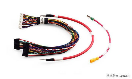 TE Kabel Wire Harness Assembly Dengan AWG26 AWG28 Voltase pengujian 1000 V Resistensi loop 280 mOhm